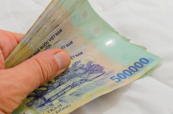 Вьетнамские Деньги 500 000 Донских Банкнот Vnd Портретом Президента Мина — стоковое фото