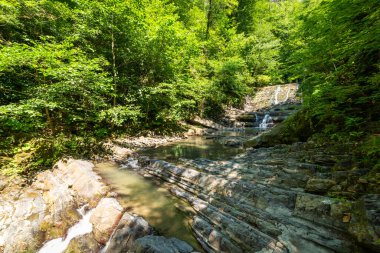 Şelale Dağı manzarası. Rahatlama ve doğayla bağ kurma yeri.