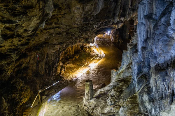 Azish Eller Azishskaja Grotta Adigeya Ryssland — Stockfoto