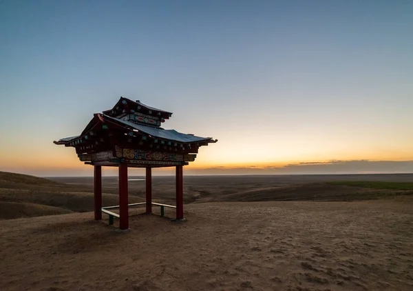 Árvore Sagrada Kalmykia Gazebo Dossel Estepe — Fotografia de Stock