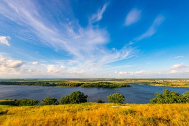 Bozkır manzarası ve Rusya 'da Don nehri manzarası.
