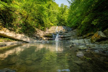 Şelale Dağı manzarası. Rahatlama ve doğayla bağ kurma yeri.