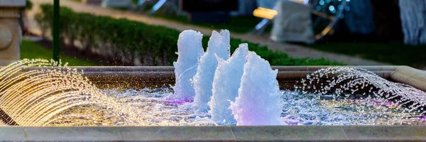 Water Streams Splashing Fountain Summer Theme Photo — Stock Photo, Image