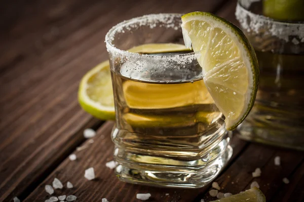 Makro Fokus Foto Skott Gyllene Mexikanska Tequila Med Lime Och — Stockfoto