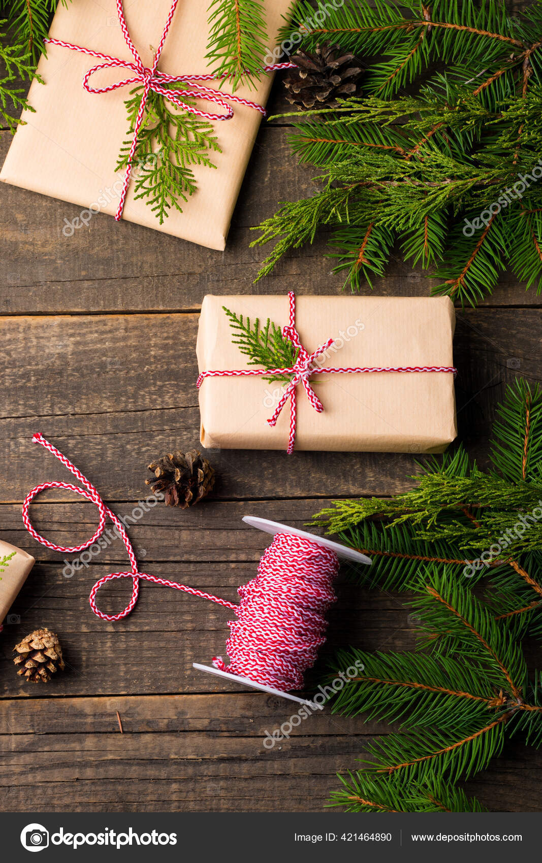 ツリーの下で新年やクリスマスの贈り物 冬休みのコンセプト ストック写真 C Jenylk ツリーの下で新年やクリスマスの贈り物 冬休みのコンセプト ストック写真 C Jenylk