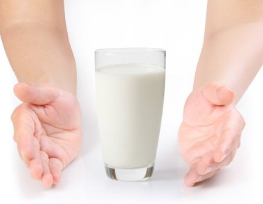 Açık süt Holding'in eller