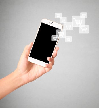 Bir elde ekran akıllı telefonuna dokun