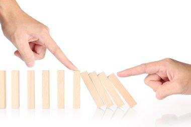 Dur Domino sürekli devrildi