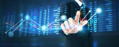 İşadamı, işinde grafik büyümesi ve grafik artışı için olumlu göstergeler planlıyor