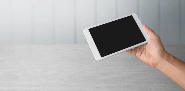 Händerna Håller Tablett Touch Dator Gadget Med Isolerad Skärm — Stockfoto