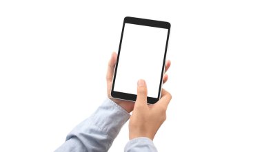 Ellerinde tablet, dokunmatik bilgisayar aleti var.