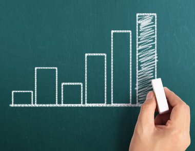 iş adamı el bir grafik çizimi 