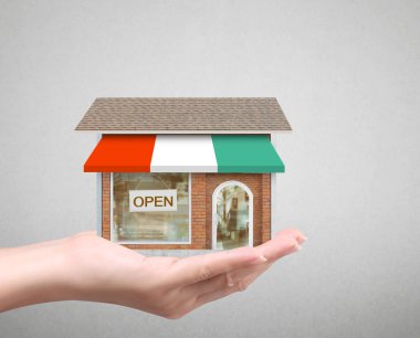 ev sahipliği temsil eden holding evi