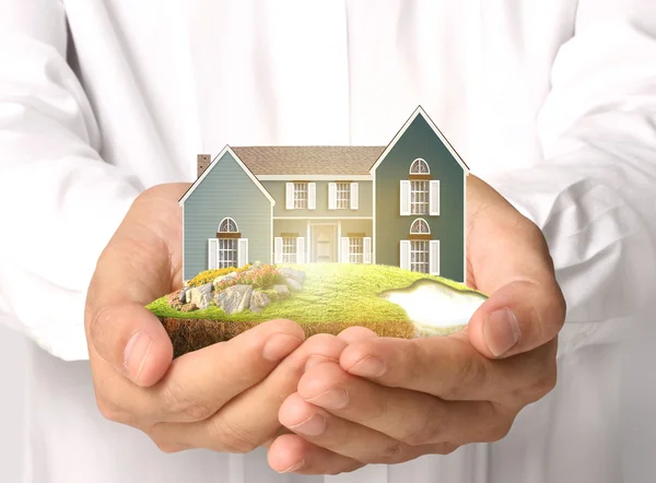 ev sahipliği temsil eden holding evi