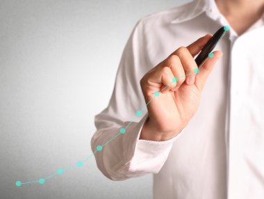 Adam bir grafik gösteri çizim 