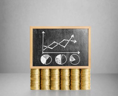 altın sikke üzerinde yazı tahtası