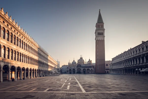 Piazza San Marco ve Campanile Venedik — Stok fotoğraf