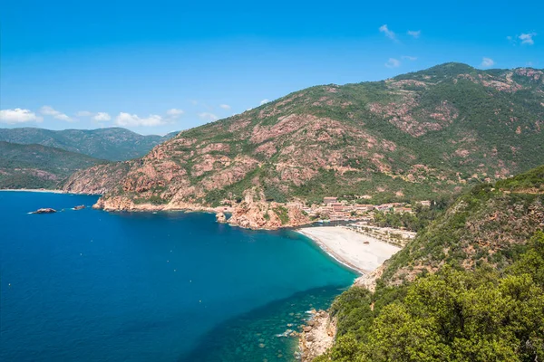 Plaża Turkusowe Morze Śródziemne Porto Zachodnim Wybrzeżu Korsyki — Zdjęcie stockowe
