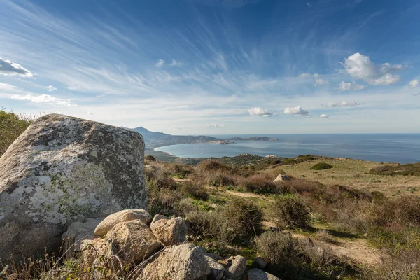 Calvi-Bucht in der Region Balagne auf Korsika — Stockfoto