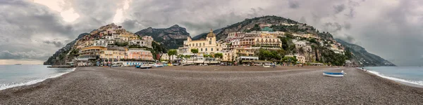 Panoramautsikt över Positano på Amalfikusten i Italien — Stockfoto