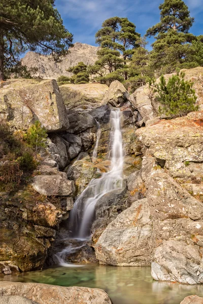 Cascade des Anglais cachoeira perto de Vizzavona na Córsega — Fotografia de Stock