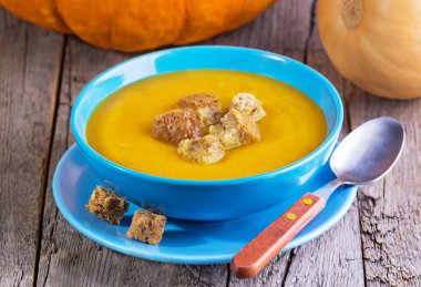 Balkabağı çorbası.