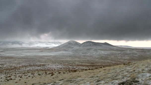 Sneeuw Bedekt Tijdens Winter Boomloze Steppe Turkmenistan Toendra Klimaten Winderig — Stockvideo