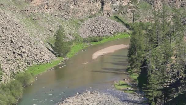 Deep Cleft Entre Les Escarpements Canyon Stony Formation Volcanic Couches — Video