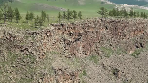 Broken Crumbled Rocks Spilling Canyon Slope Ridge Valley Floor Volcanic — Stock Video