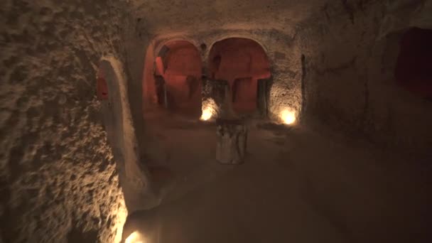 Lång Korridor Som Förbinder Rummen Den Underjordiska Staden Underjordiska Defensiva — Stockvideo