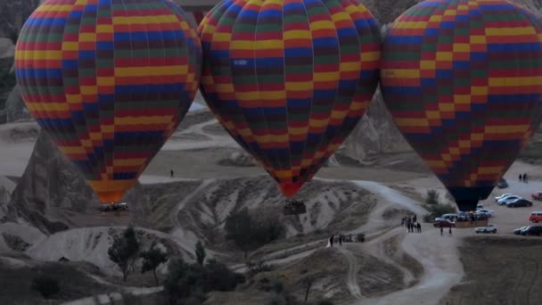 Preparations Inflating Hot Air Balloons Night Sunrise Burner Human Carrying — Stock Video