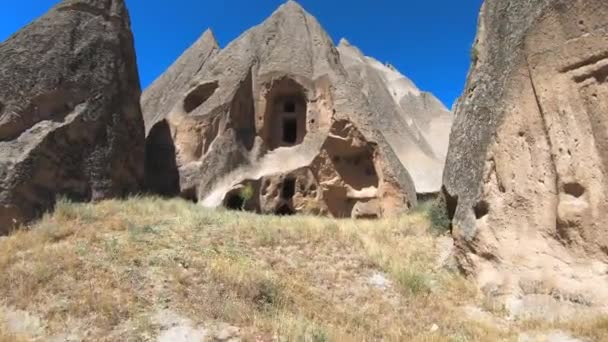 Chimeneas Hadas Hoodoos Casa Cueva Monasterio Histórico Través Los Ojos — Vídeos de Stock