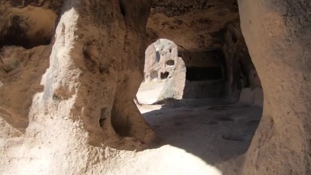 Fadas Chaminés Hoodoos Caverna Casa Mosteiro Histórico Através Dos Olhos — Vídeo de Stock