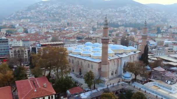 Vista Aérea Gran Mezquita Histórica Bursa Con Drón Minarete Masjid — Vídeo de stock