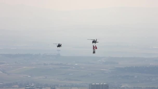 헬기에서 스턴트 비행을 사람들 Aerobatics 비행에 사용되지 항공기 태도를 수반하는 — 비디오