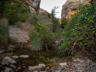 Huesca ilinin Nueno köyünün çevresinde yer alan San Julian geçitleri
