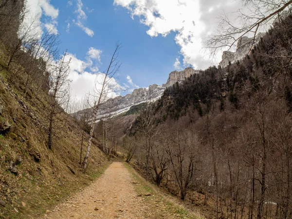 Wandelen Door Het Nationale Park Van Ordesa Verloren Berg — Stockfoto