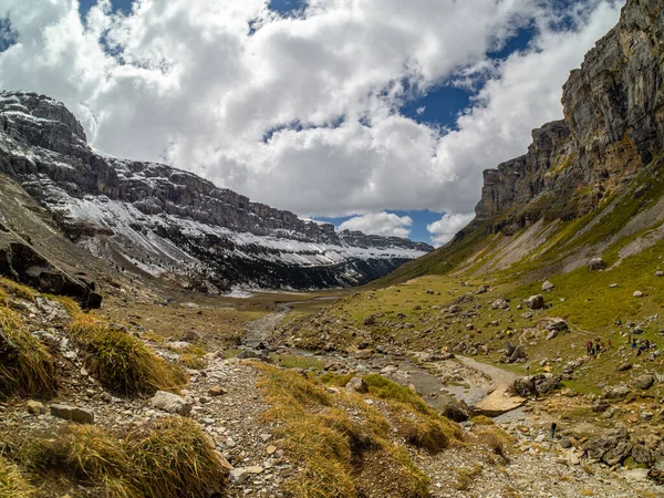 Caminhar Pelo Parque Nacional Ordesa Montanha Perdida — Fotografia de Stock