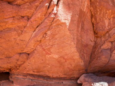 Ulusal Park 'taki Kızıl Nehir' deki kumtaşı uçurumları