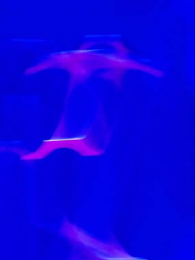 Renkli ışık ve dalgalarla soyut arkaplan