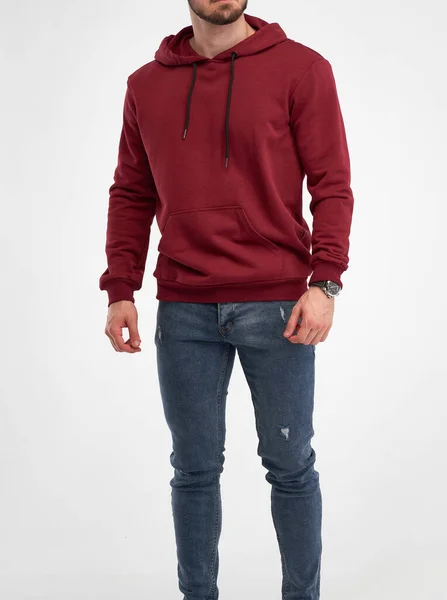 Der Bärtige Typ Trägt Einen Dunkelroten Kapuzenpulli Mann Steht Fleecejacke — Stockfoto