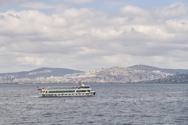 İstanbul Türkiye Panoraması. Megapolis sahili denizi manzarası