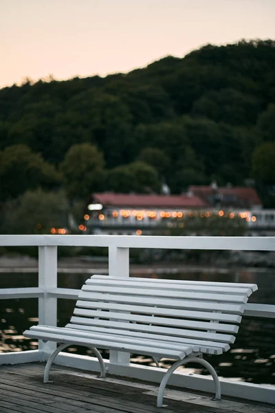 Banc Bois Blanc Sur Jetée Mer Baltique Infrastructures Récréatives Gdansk — Photo