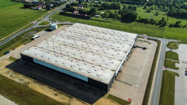 Yukarıdan depolama ve dağıtım tesisi