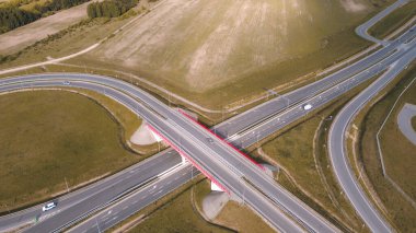 Otoyol kavşağının havadan görünüşü