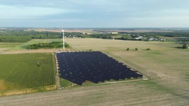 Yenilenebilir enerji kaynaklarından temiz elektrik gücü