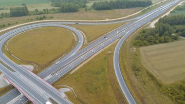 Avrupa kırsalında verimli otoyol bağlantısı