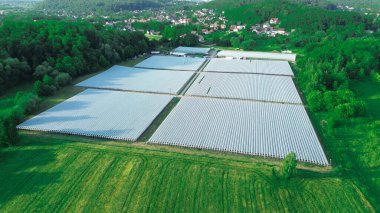 Plastik kaplı çelik çerçeve politünelleri