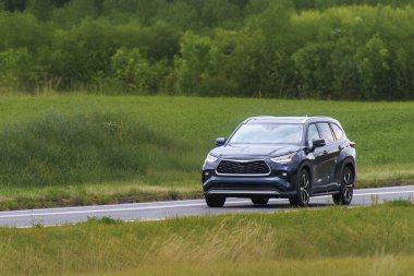 Japonya 'dan doğaya doğru giden kompakt geçiş.