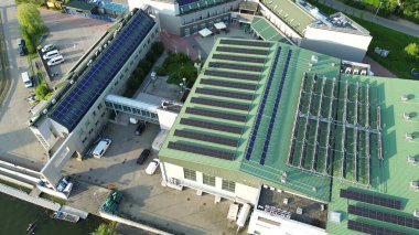 Yapraklı konutlarda modern mimari